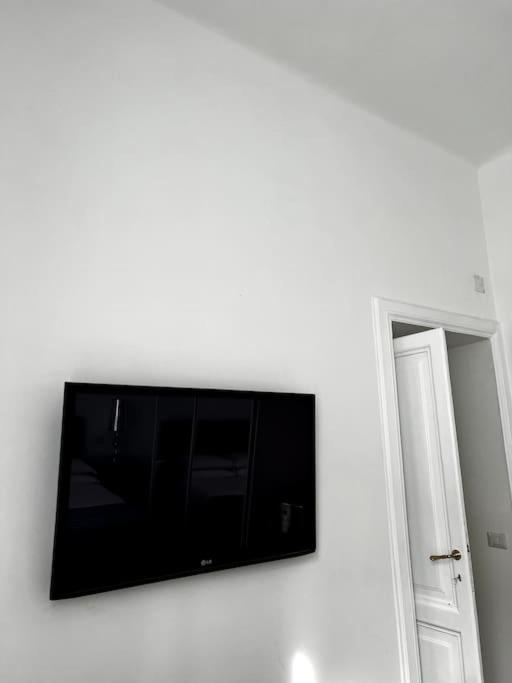 روما Hotel Virginia Apartaments - Stazione Termini المظهر الخارجي الصورة